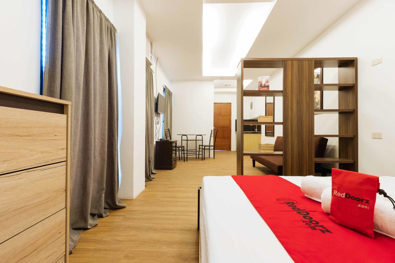 Reddoorz Plus Near Commonwealth Regalado Quezon City Exteriér fotografie
